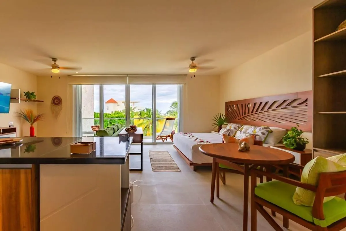 Luxury Studio With Rooftop Pool And Seaview Balcony Akumal Holiday home