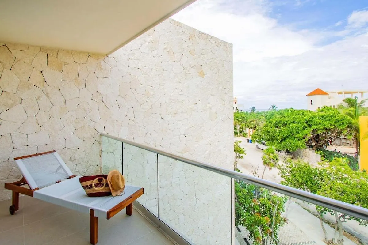 Holiday home Luxury Studio With Rooftop Pool And Seaview Balcony Akumal