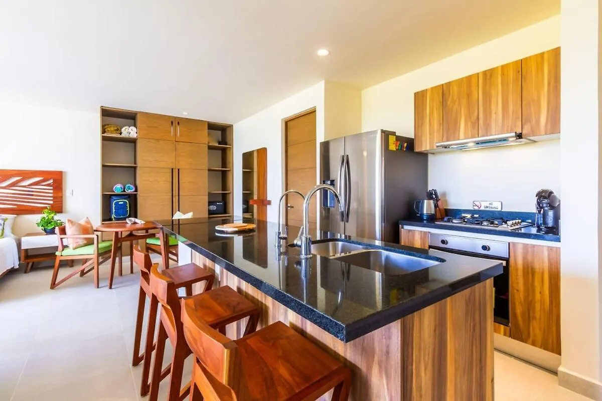 Luxury Studio With Rooftop Pool And Seaview Balcony Akumal 0*,  Mexico