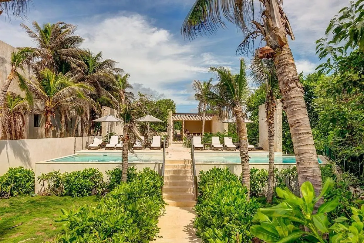 Holiday home Luxury Studio With Rooftop Pool And Seaview Balcony Akumal